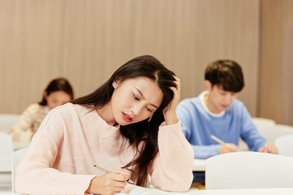 在职硕士报考难不难