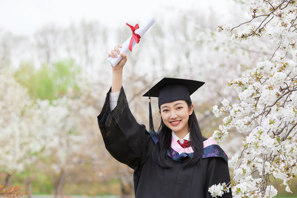 汕头大学在职研究生难考吗