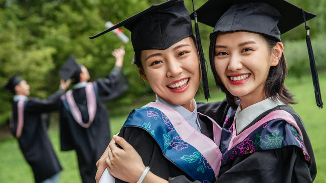 西方经济学在职研究生学校有哪些