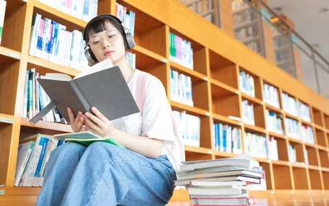 中国人民大学技术经济及管理在职研究生好考吗？学制几年？