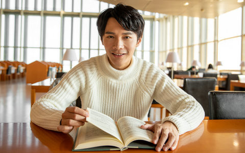 华东师范大学公共管理(MPA)在职研究生考试科目包括哪些？