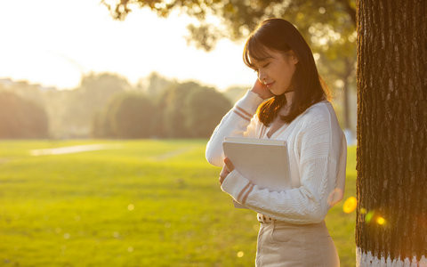 浙江大学高级工商管理(EMBA)在职研究生考试科目包括哪些？