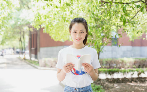 同济大学教育管理在职研究生好考吗？学制几年？