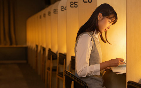 浙江大学公共管理(MPA)在职研究生考试科目包括哪些？