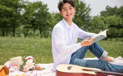 南京大学电子与信息在职研究生考试科目包括哪些？