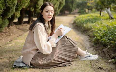 同济大学新闻传播学在职研究生好考吗？学制几年？