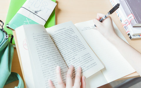 上海交通大学会计学(mpacc)在职研究生好考吗？学制几年？