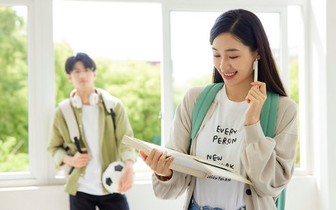 上海交通大学工程在职研究生好考吗？学制几年？