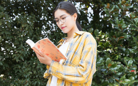 内蒙古师范大学在职研究生上课方式是什么？