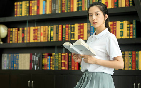 华侨大学在职研究生上课方式是什么？