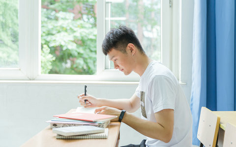 山东农业大学在职研究生上课方式是什么？