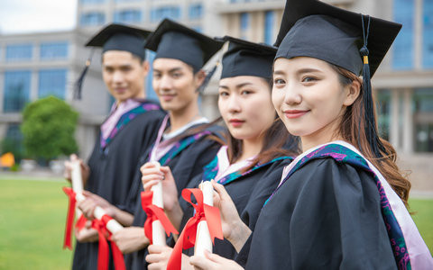 广州中医药大学在职研究生上课方式是什么？