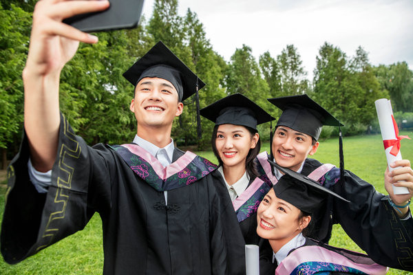 湖北中医药大学在职研究生上课方式