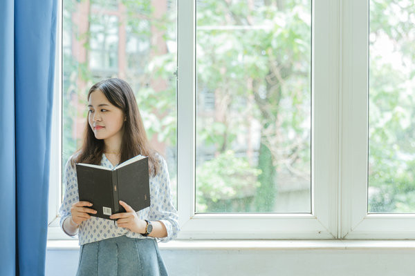西北民族大学在职研究生学费一年多少