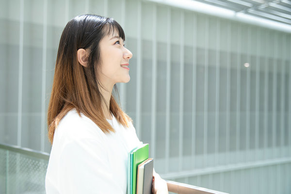 长江商学院在职研究生报考条件及要求