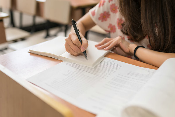 景德镇陶瓷大学在职研究生上课方式