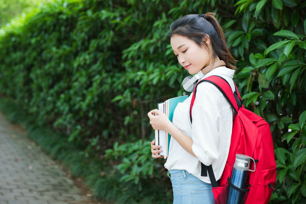 中国社会科学院研究生院高级课程班学费多少钱