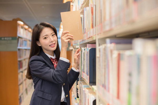 江汉大学在职研究生学费一年多少