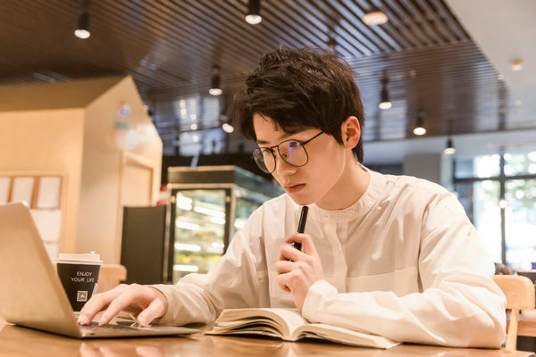 宁波大学在职研究生学费一年多少