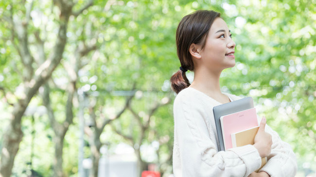 同等学力申硕学费一年多少