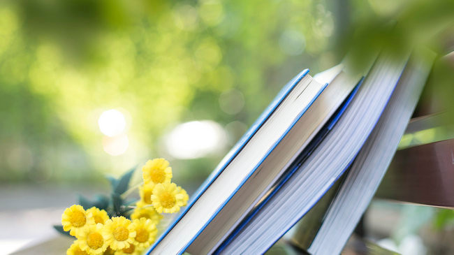 广州中医药大学在职研究生学费一年多少钱？