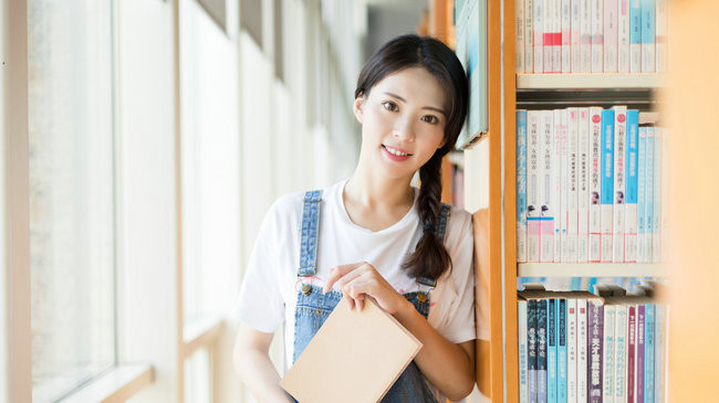 美国加州多明尼克大学在职硕士学制几年?毕业获得什么证书?