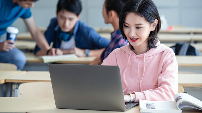 青海民族大学在职研究生学费多少钱?