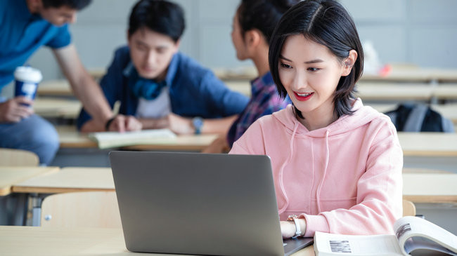 湖北中医药大学在职研究生报名及考试时间是什么时候?