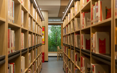 上海交通大学非全日制研究生学费一年多少钱?