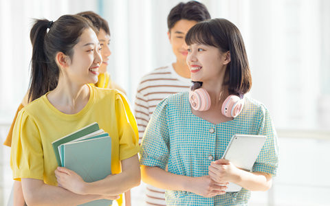 清华大学新闻传播学在职研究生考试科目包括哪些？