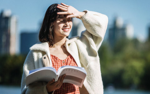 南京艺术学院非全日制研究生学费一年多少钱？