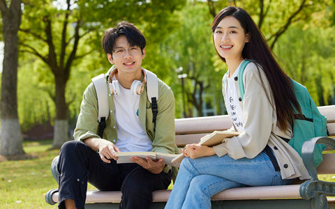 华侨大学非全日制研究生报考条件是什么？