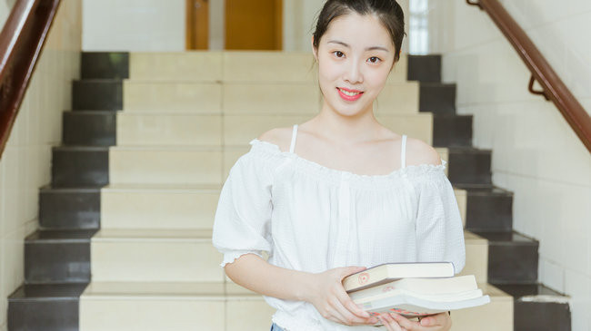 北京大学在职研究生学费多少钱？