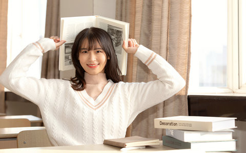 东北师范大学在职研究生学费多少钱？