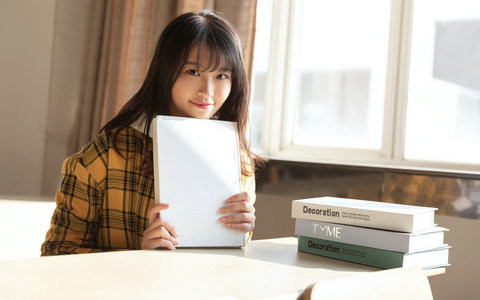 上海大学非全日制研究生学费多少钱？