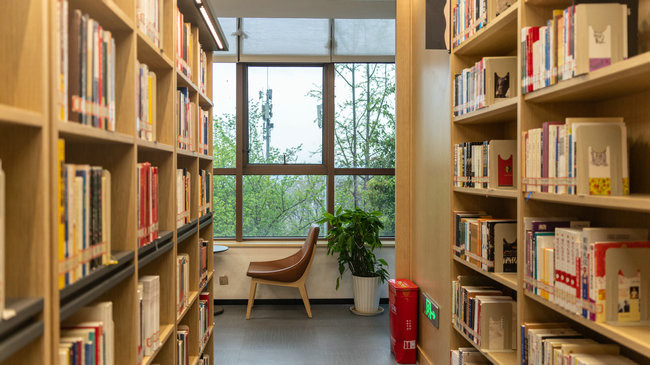 海南大学在职研究生学费多少钱？