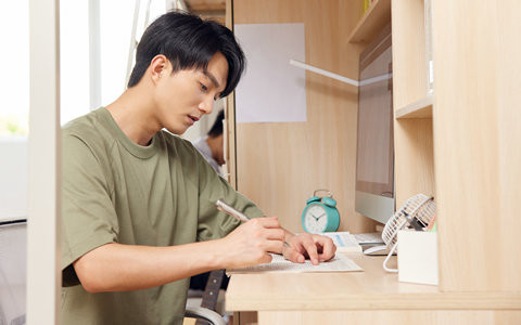 西北大学非全日制研究生学费多少钱？