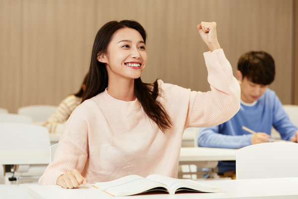 北京在职研究生毕业后拿到证书