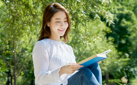 上海戏剧学院在职研究生学费多少钱？