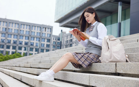 甘肃中医药大学同等学力申硕学费