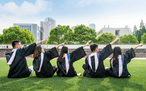 安徽理工大学在职研究生学费多少钱？