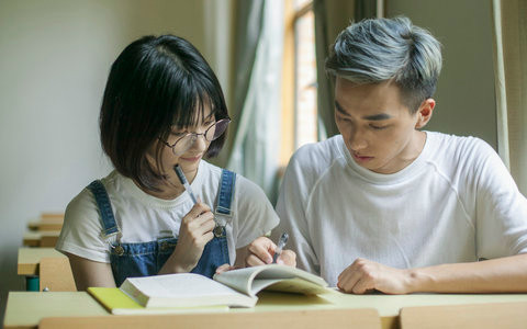 苏州科技大学在职研究生学费多少钱？