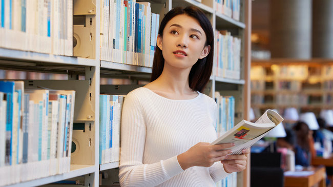 中国财政科学研究院在职研究生好考吗?