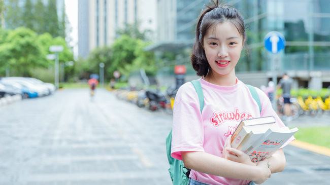 宁夏医科大学在职研究生好考吗？