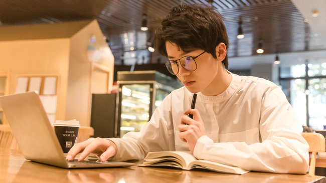 北京信息科技大学在职研究生报考难不难？