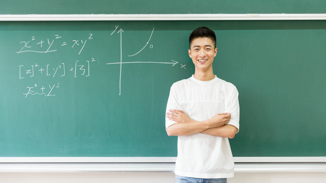 沈阳大学在职研究生好考吗？