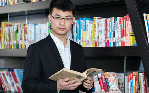 2025年教育经济与管理在职研究生招生院校及学费一览