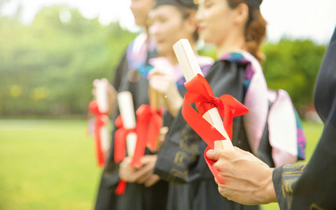 东华大学非全日制研究生2025年招生学院有哪些?