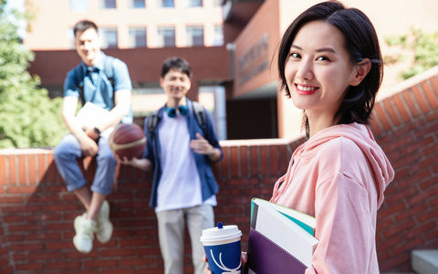 复旦大学非全日制研究生2025年招生学院有哪些？