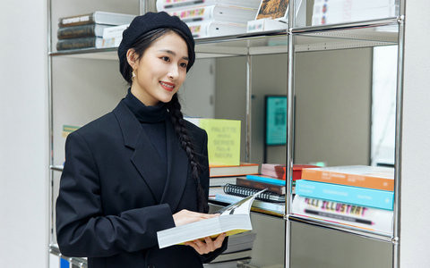 清华大学高级工商管理(EMBA)在职研究生学费一年多少钱?